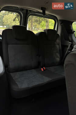 Універсал Dacia Logan MCV 2010 в 