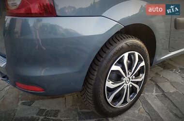 Универсал Dacia Logan MCV 2011 в 