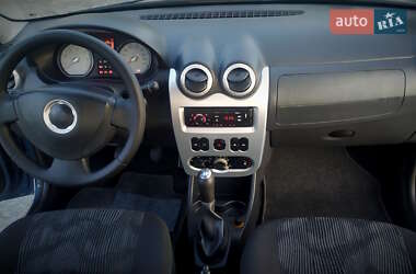 Универсал Dacia Logan MCV 2011 в 