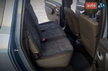 Универсал Dacia Logan MCV 2011 в 