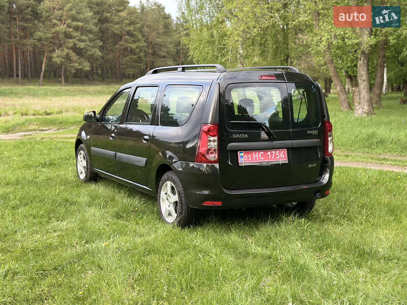 Универсал Dacia Logan MCV 2010 в Сумах