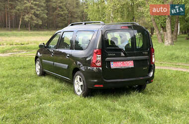 Универсал Dacia Logan MCV 2010 в 