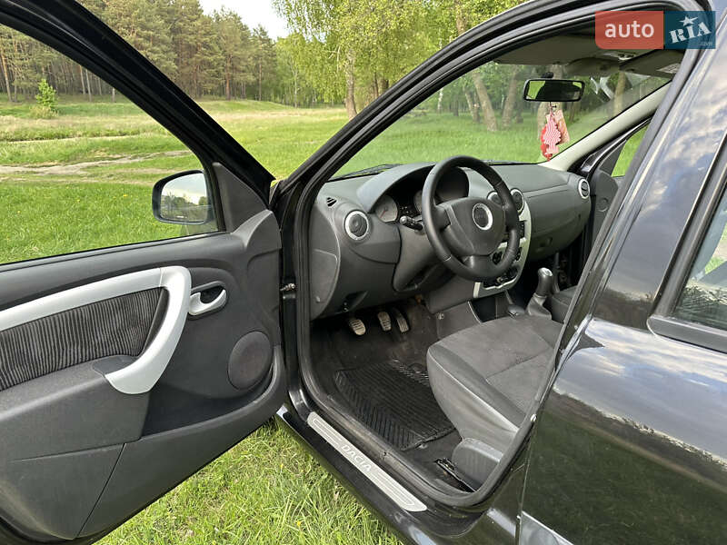 Универсал Dacia Logan MCV 2010 в Сумах