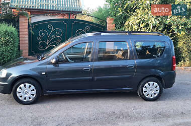Универсал Dacia Logan MCV 2009 в Чернигове