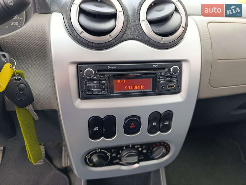 Универсал Dacia Logan MCV 2013 в Виннице