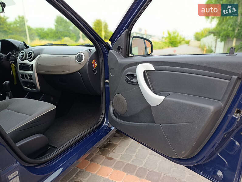 Универсал Dacia Logan MCV 2013 в Виннице