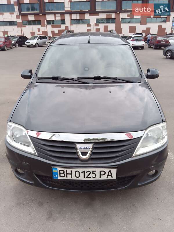 Универсал Dacia Logan MCV 2010 в Николаеве
