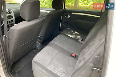 Универсал Dacia Logan MCV 2009 в 