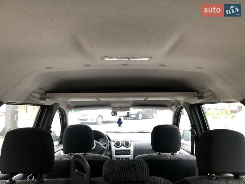 Универсал Dacia Logan MCV 2009 в Ровно