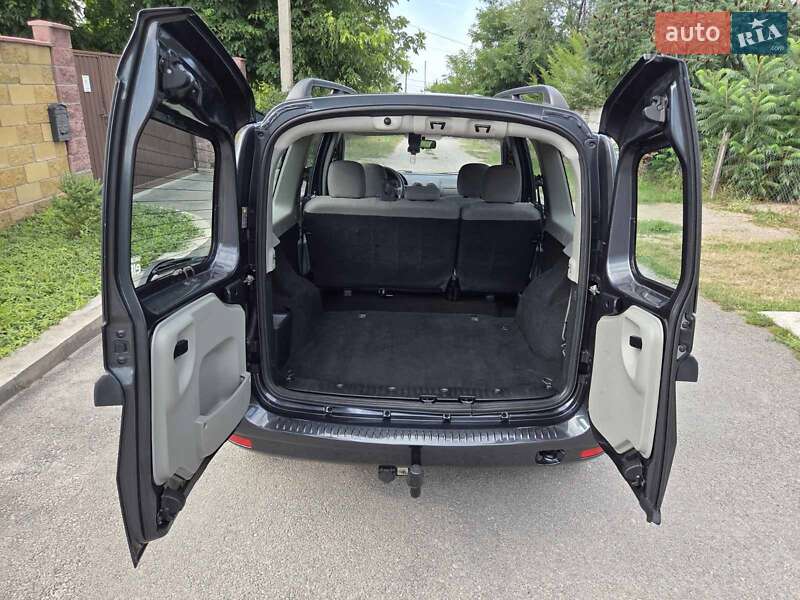Универсал Dacia Logan MCV 2009 в Каменском