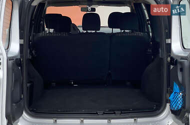 Универсал Dacia Logan MCV 2012 в 
