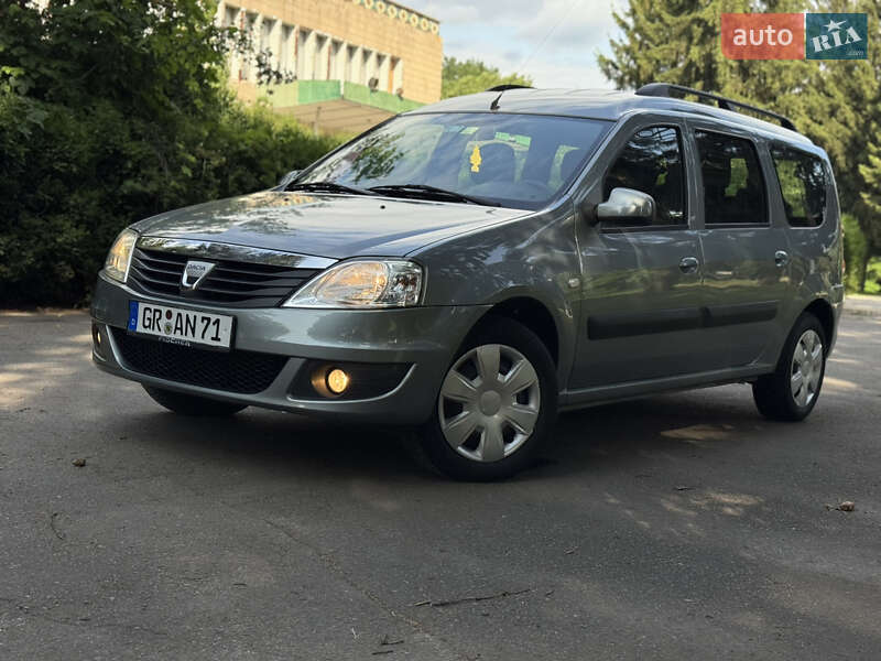 Универсал Dacia Logan MCV 2010 в Умани