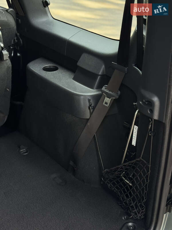 Универсал Dacia Logan MCV 2010 в Умани