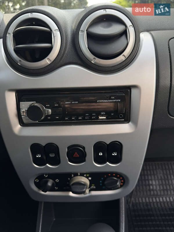 Универсал Dacia Logan MCV 2010 в Умани