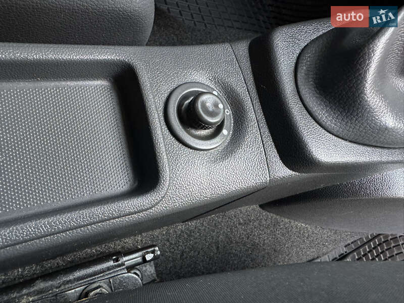 Универсал Dacia Logan MCV 2010 в Умани