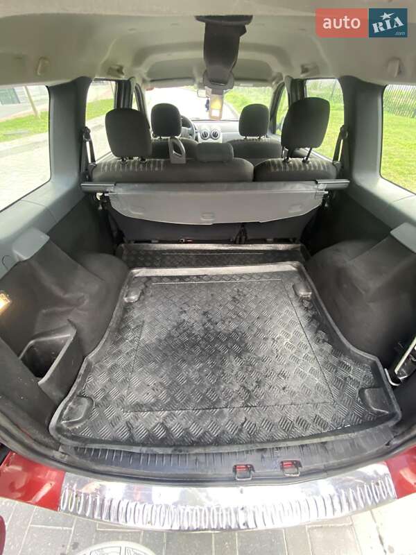Универсал Dacia Logan MCV 2011 в Ивано-Франковске