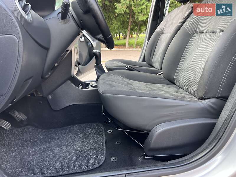 Універсал Dacia Logan MCV 2010 в Ніжині