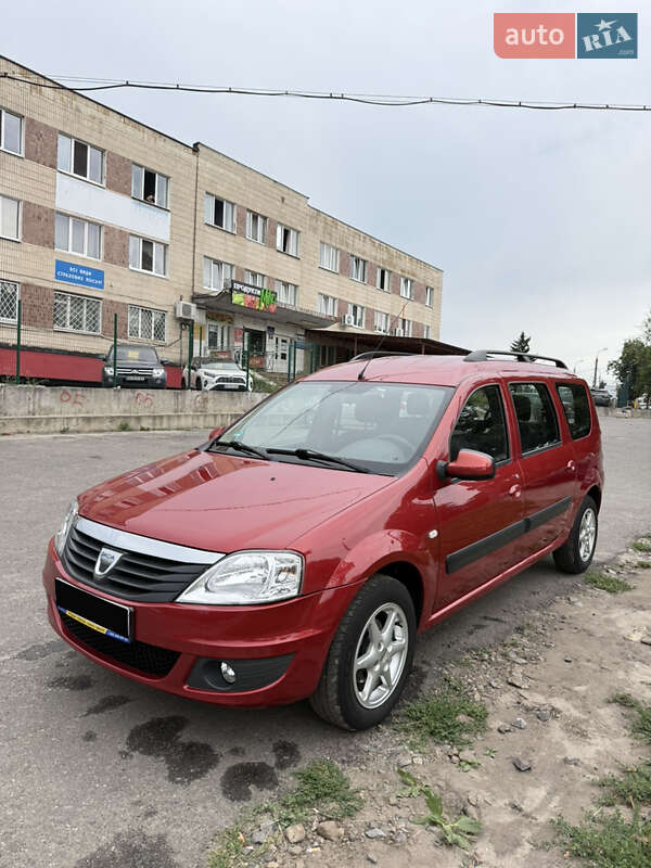 Dacia Logan MCV 2011