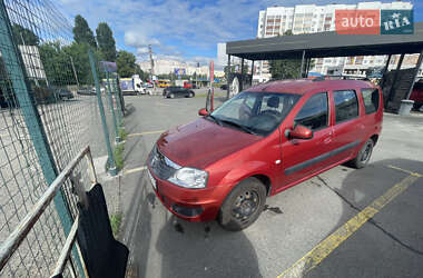 Универсал Dacia Logan MCV 2010 в Киеве