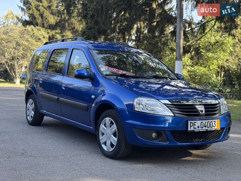 Универсал Dacia Logan MCV 2010 в 