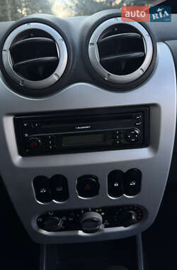 Универсал Dacia Logan MCV 2010 в 