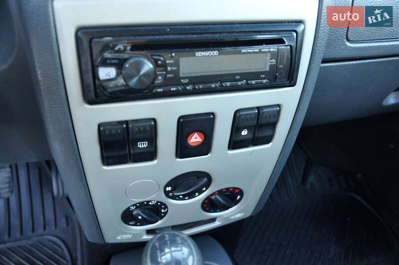 Универсал Dacia Logan MCV 2010 в Львове
