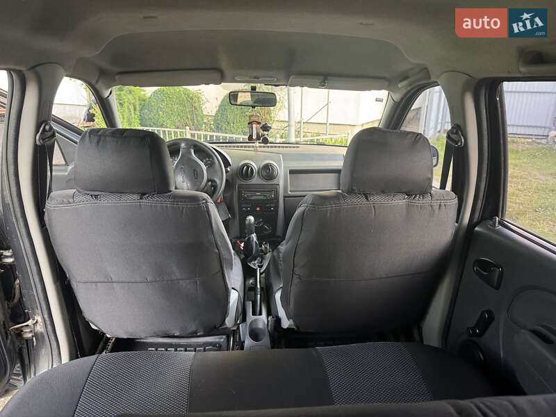 Универсал Dacia Logan MCV 2007 в Самборе