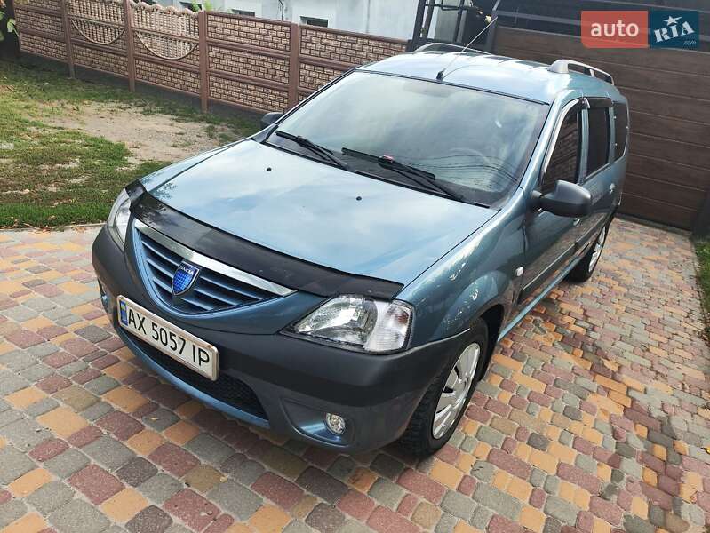 Универсал Dacia Logan MCV 2008 в 