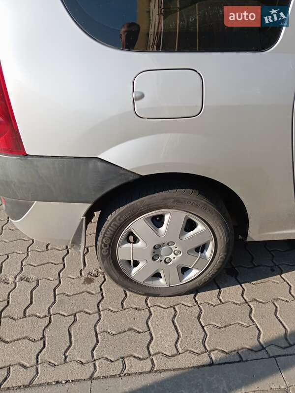 Универсал Dacia Logan MCV 2008 в Хмельницком