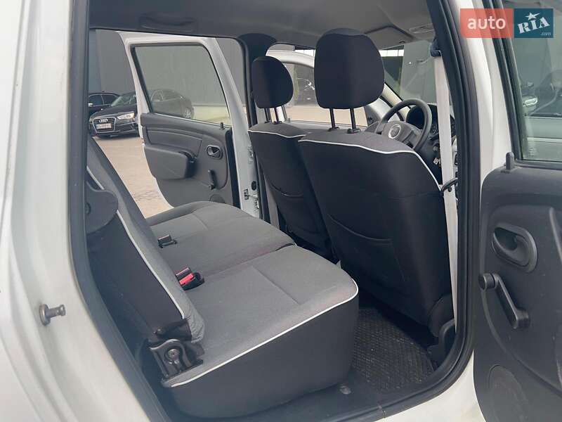 Универсал Dacia Logan MCV 2012 в Львове