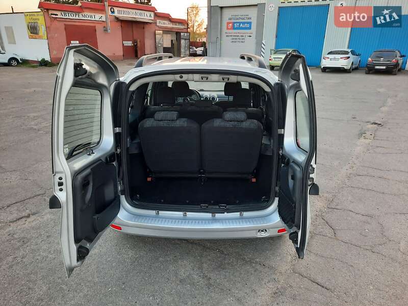 Універсал Dacia Logan MCV 2009 в Полтаві фото 61 Універсал Dacia Logan MCV 2009 в Полтаві