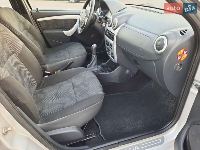 Універсал Dacia Logan MCV 2009 в Полтаві фото 79 Універсал Dacia Logan MCV 2009 в Полтаві