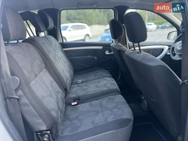 Универсал Dacia Logan MCV 2010 в Луцке