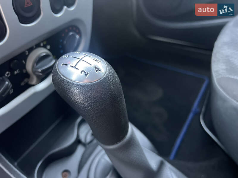 Универсал Dacia Logan MCV 2010 в Луцке