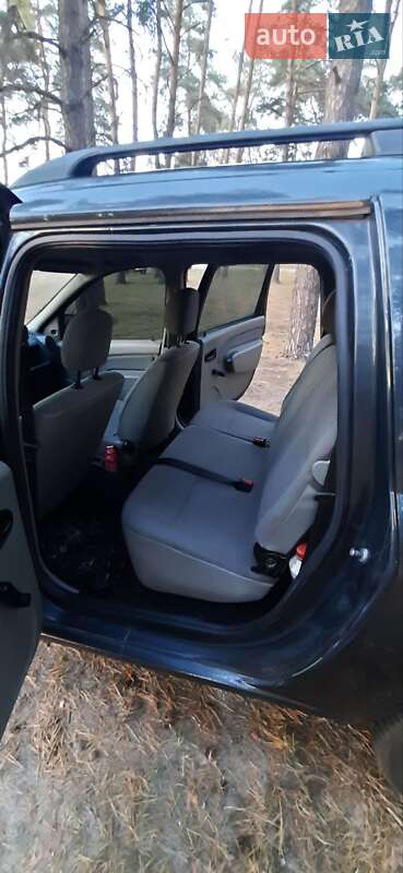 Универсал Dacia Logan MCV 2008 в Сумах