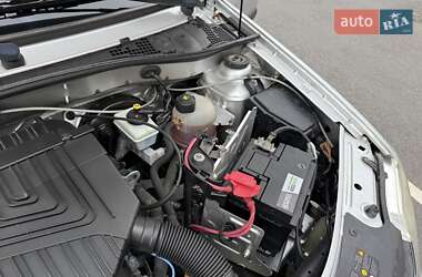 Универсал Dacia Logan MCV 2012 в 