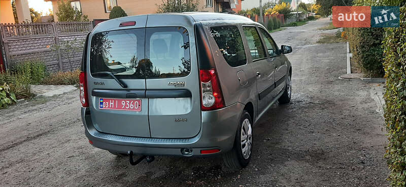 Универсал Dacia Logan MCV 2010 в Чернигове