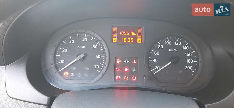Универсал Dacia Logan MCV 2010 в Чернигове