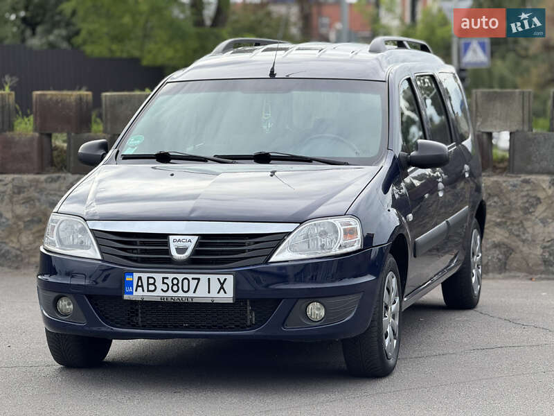Универсал Dacia Logan MCV 2010 в 