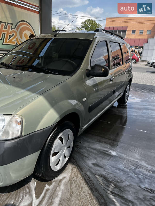 Универсал Dacia Logan MCV 2007 в Черновцах