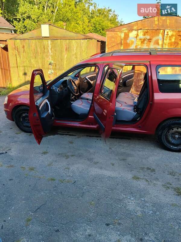 Універсал Dacia Logan MCV 2010 в Львові