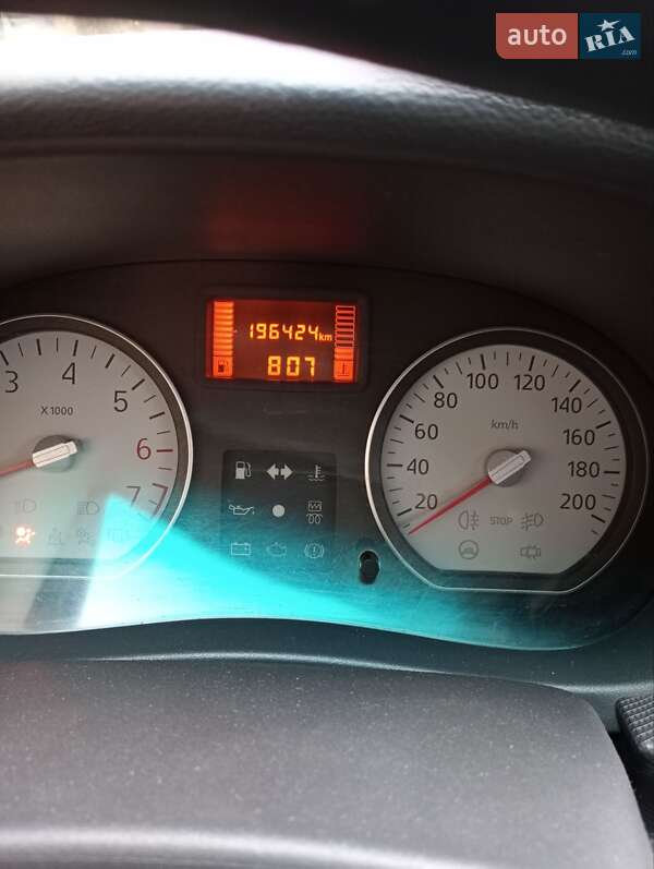 Универсал Dacia Logan MCV 2009 в Тростянце