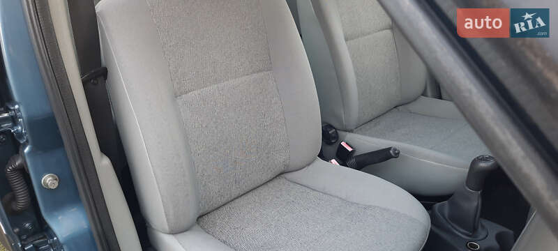 Универсал Dacia Logan MCV 2011 в Немирове