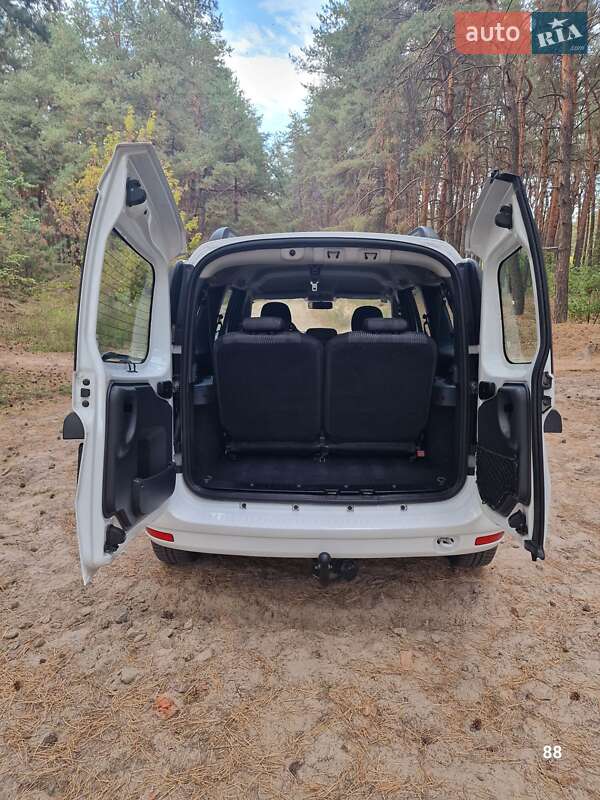 Универсал Dacia Logan MCV 2011 в Полтаве фото 78 Универсал Dacia Logan MCV 2011 в Полтаве