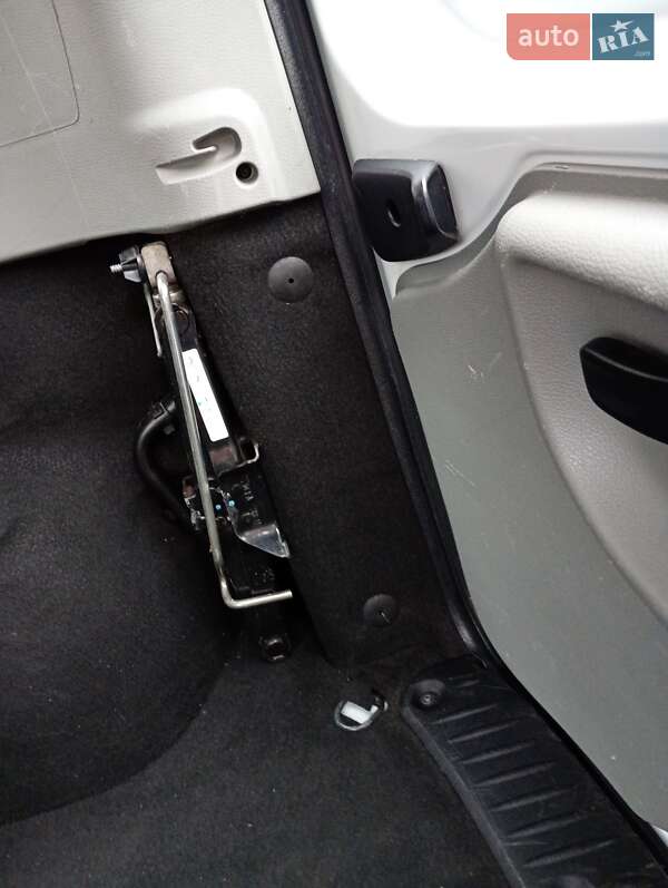 Универсал Dacia Logan MCV 2012 в Калиновке