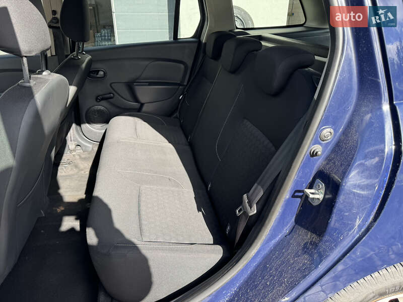 Универсал Dacia Logan MCV 2014 в Староконстантинове