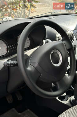 Универсал Dacia Logan MCV 2009 в 