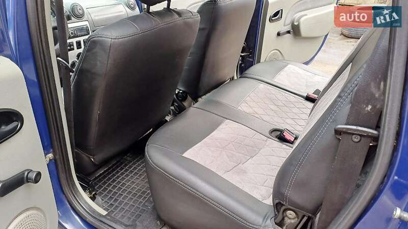 Универсал Dacia Logan MCV 2008 в Львове