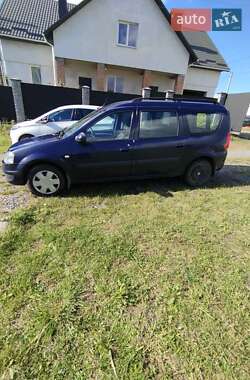Универсал Dacia Logan MCV 2010 в 
