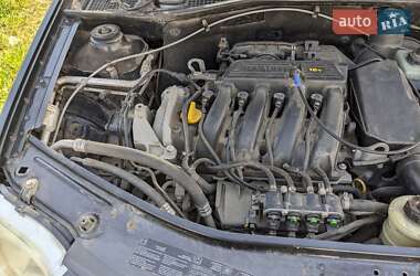 Универсал Dacia Logan MCV 2009 в 